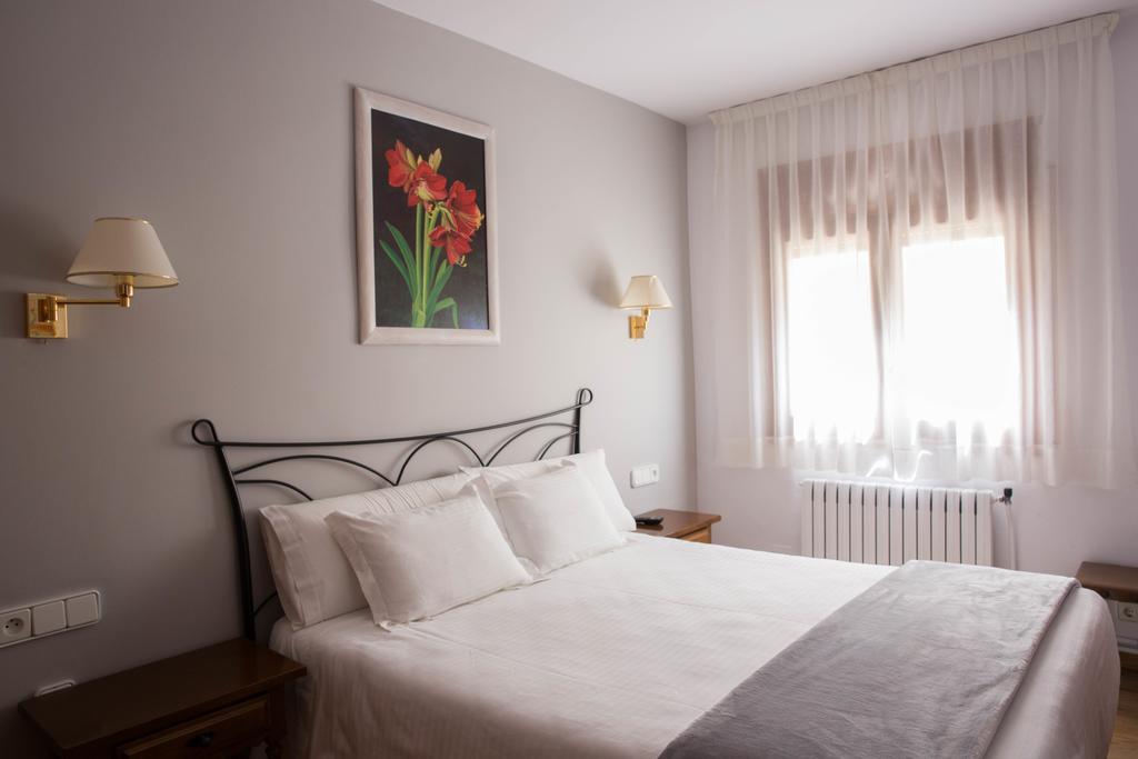 Hotel Bruna Esterri d'Àneu Esterno foto