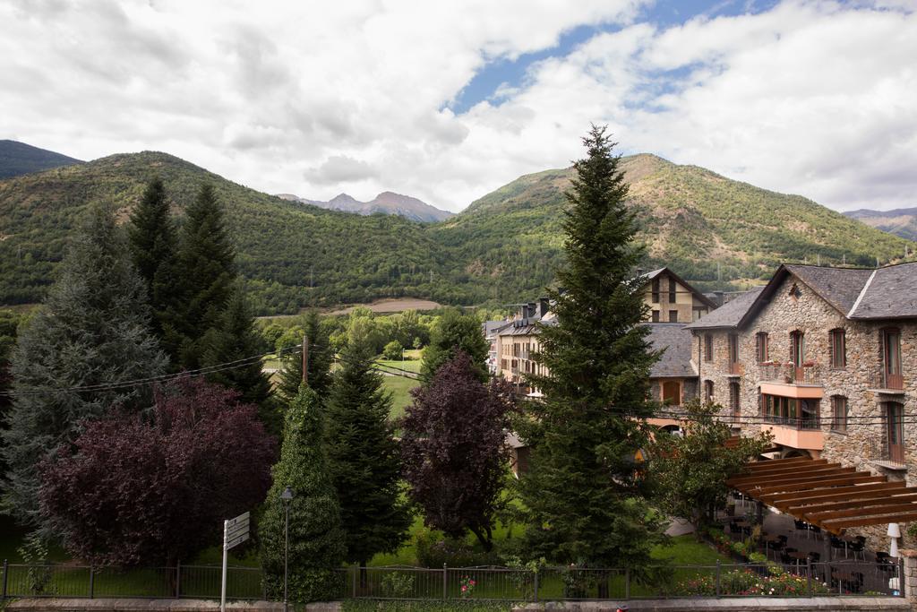 Hotel Bruna Esterri d'Àneu Esterno foto