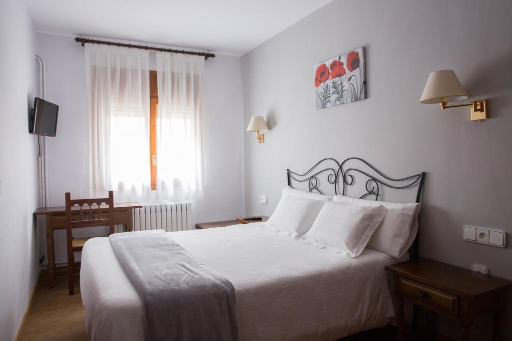 Hotel Bruna Esterri d'Àneu Esterno foto